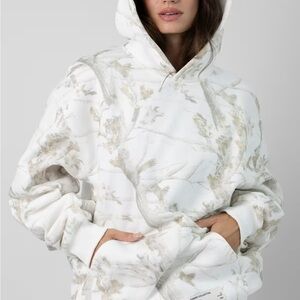 White Oak Camo Comfrt Oversized Hoodie